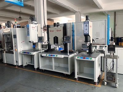 超声波塑料焊接机和热板机的焊接原理和适用行业